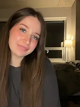 nerdynina online show from May 2026 12:27:02 AM