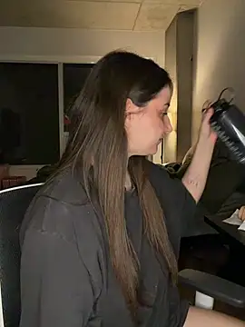 nerdynina online show from June 2026 01:30:02 AM