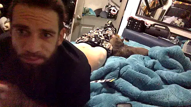 Snapshot of Robriguezxxx chatting on January 2025 06:38:01 AM Robriguezxxx online show from January 2025 06:38:01 AM