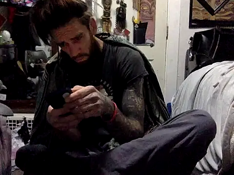 Snapshot of Robriguezxxx chatting on January 2025 09:26:01 AM Robriguezxxx online show from January 2025 09:26:01 AM