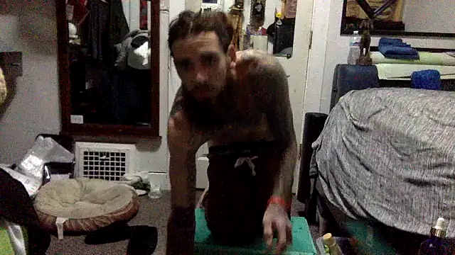 Snapshot of Robriguezxxx chatting on January 2025 12:39:01 PM Robriguezxxx online show from January 2025 12:39:01 PM