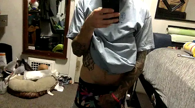 Snapshot of Robriguezxxx chatting on January 2025 06:17:01 AM Robriguezxxx online show from January 2025 06:17:01 AM