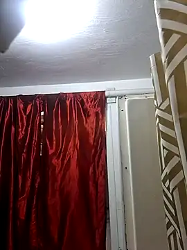 Snapshot of Robriguezxxx chatting on January 2025 08:25:01 AM Robriguezxxx online show from January 2025 08:25:01 AM