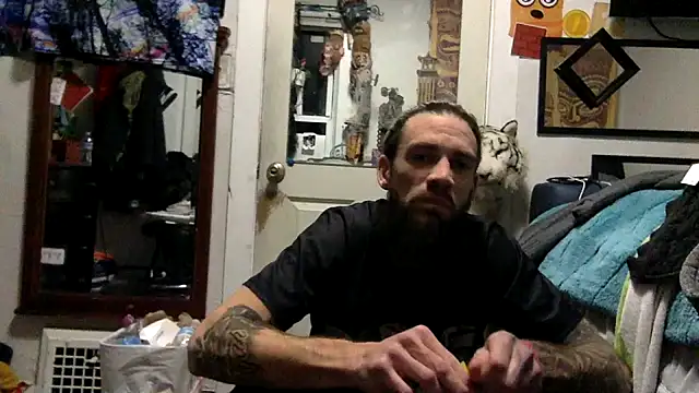 Snapshot of Robriguezxxx chatting on January 2025 04:06:01 AM Robriguezxxx online show from January 2025 04:06:01 AM