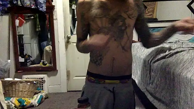 Snapshot of Robriguezxxx chatting on March 2025 01:37:02 AM Robriguezxxx online show from March 2025 01:37:02 AM