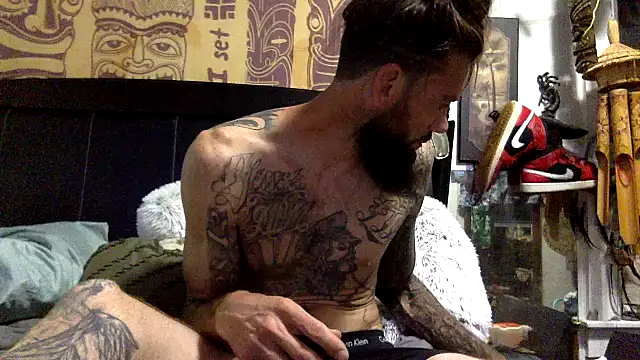 Snapshot of Robriguezxxx chatting on September 2025 07:08:02 AM Robriguezxxx online show from September 2025 07:08:02 AM