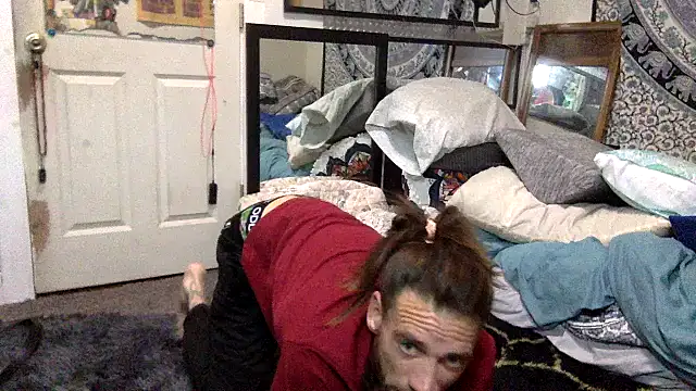 Snapshot of Robriguezxxx chatting on October 2025 04:51:02 PM Robriguezxxx online show from October 2025 04:51:02 PM