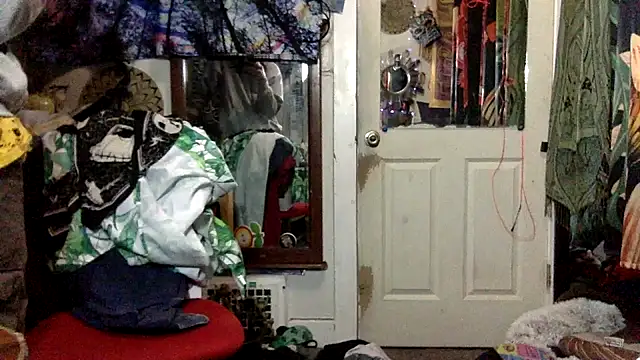 Snapshot of Robriguezxxx chatting on November 2025 03:05:02 AM Robriguezxxx online show from November 2025 03:05:02 AM