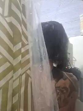 Snapshot of Robriguezxxx chatting on November 2025 06:13:01 AM Robriguezxxx online show from November 2025 06:13:01 AM