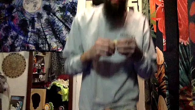 Snapshot of Robriguezxxx chatting on November 2025 06:05:02 AM Robriguezxxx online show from November 2025 06:05:02 AM