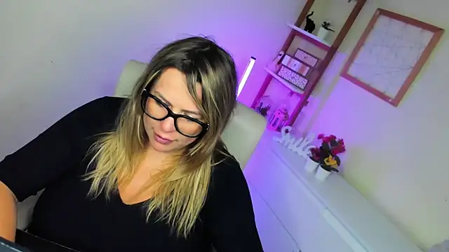 teaseDiana online show from March 2025 07:11:01 AM