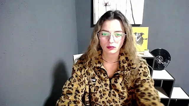 Snapshot of lady_olivia_ chatting on October 2025 05:14:02 PM lady olivia online show from October 2025 05:14:02 PM