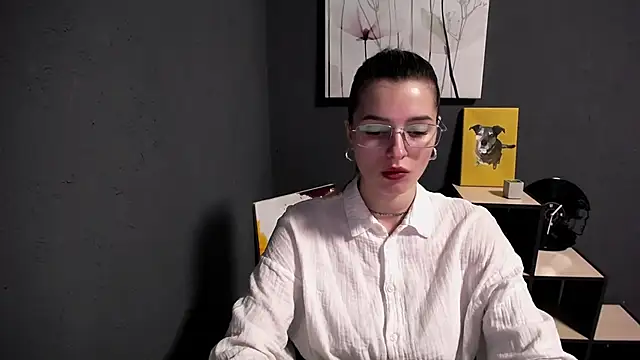 lady olivia  online show from March 2026 01:58:02 PM