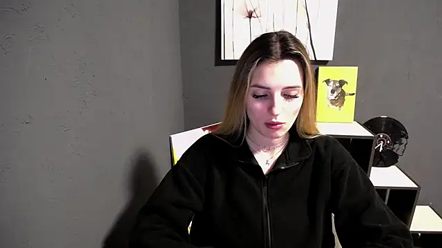 Snapshot of lady_olivia_ chatting on April 2026 01:04:01 PM lady olivia online show from April 2026 01:04:01 PM