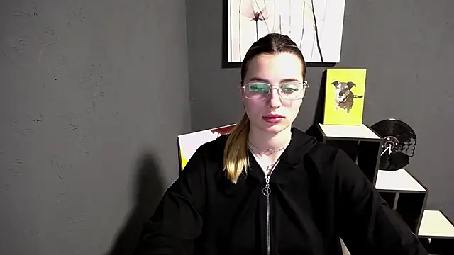 Snapshot of lady_olivia_ chatting on May 2026 12:34:01 PM lady olivia online show from May 2026 12:34:01 PM