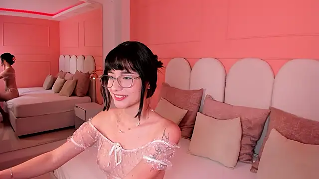 emilly williams  online show from January 2025 05:39:02 PM