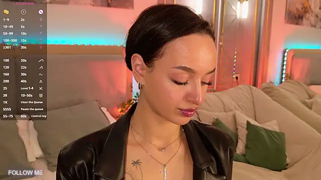 Lolly Neal online show from April 2026 03:43:01 PM