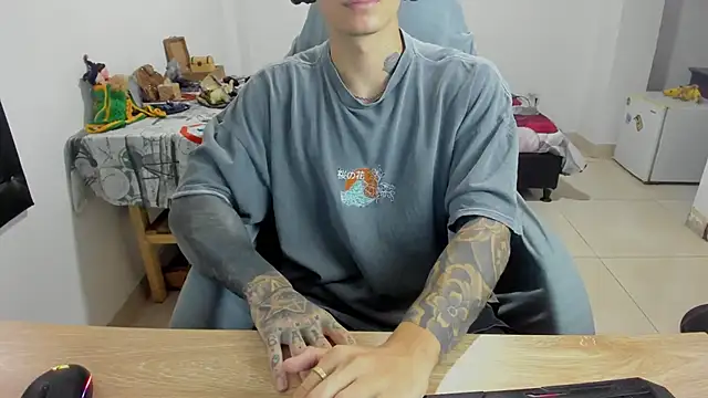 Snapshot of Balo_lovers chatting on February 2025 06:53:01 PM Balo lovers online show from February 2025 06:53:01 PM