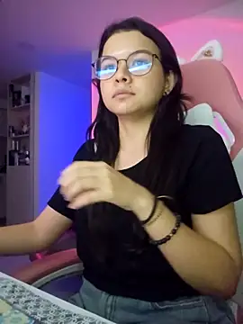 azumiichan online show from September 2025 11:49:01 PM