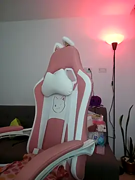 azumiichan online show from February 2026 12:31:01 AM