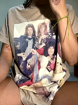 Snapshot of amy_gata chatting on September 2025 11:04:01 PM amy gata online show from September 2025 11:04:01 PM