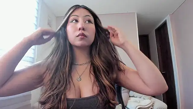 I am tori online show from April 2026 10:11:02 PM