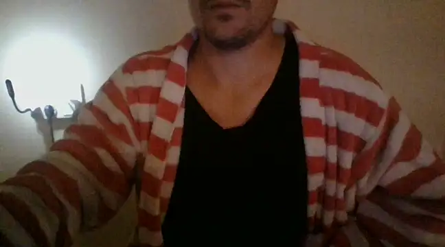 Snapshot of JohnDoe7586 chatting on December 2024 10:12:01 PM JohnDoe7586 online show from December 2024 10:12:01 PM