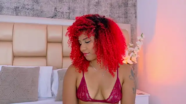 Snapshot of RubyRossel chatting on November 2025 07:46:02 PM RubyRossel online show from November 2025 07:46:02 PM