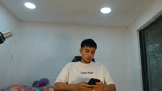 danielitopapuu online show from September 2025 10:23:02 PM