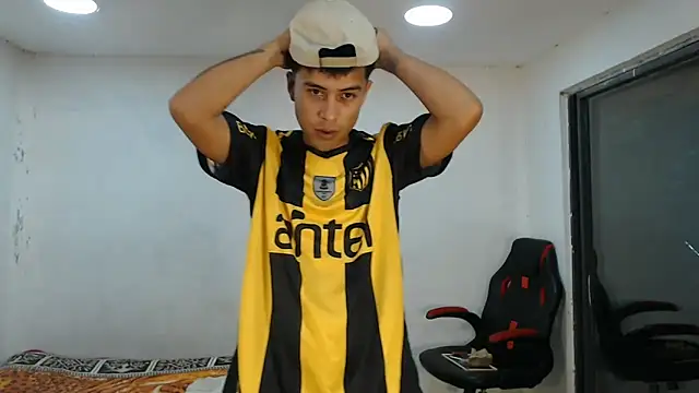 danielitopapuu online show from September 2025 10:46:02 PM