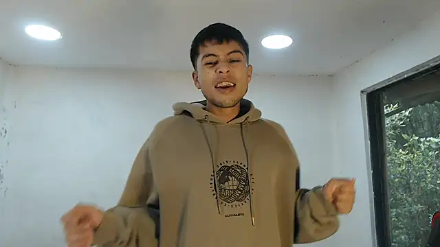 danielitopapuu online show from October 2025 12:04:02 PM