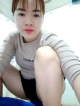 Lini Ery online show from January 2025 02:33:02 AM