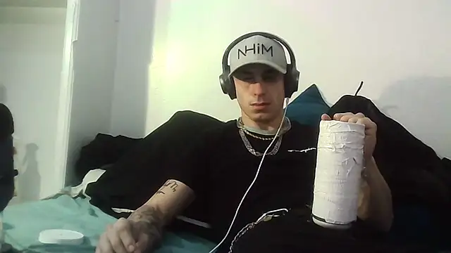 Snapshot of --D-a-D-D-y- chatting on February 2026 03:46:02 AM --D-a-D-D-y- online show from February 2026 03:46:02 AM