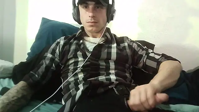 Snapshot of --D-a-D-D-y- chatting on February 2026 07:48:01 AM --D-a-D-D-y- online show from February 2026 07:48:01 AM