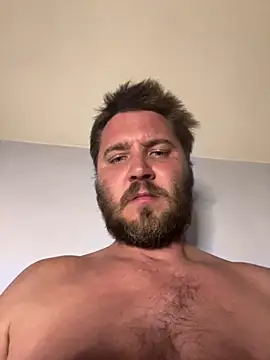 Snapshot of Brando2585 chatting on November 2025 02:32:01 AM Brando2585 online show from November 2025 02:32:01 AM