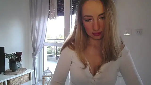 JulietteDiamond online show from September 2025 02:17:02 PM
