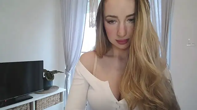 JulietteDiamond online show from October 2025 03:20:02 PM
