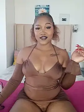 Snapshot of charmainexxx chatting on May 2026 10:30:01 AM charmainexxx online show from May 2026 10:30:01 AM