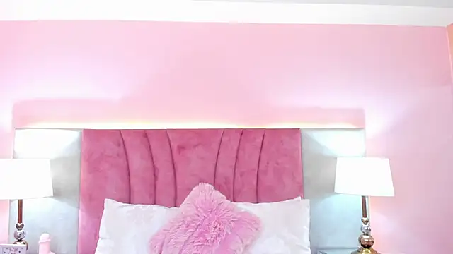 SophiaLaurens online show from January 2025 02:24:02 PM