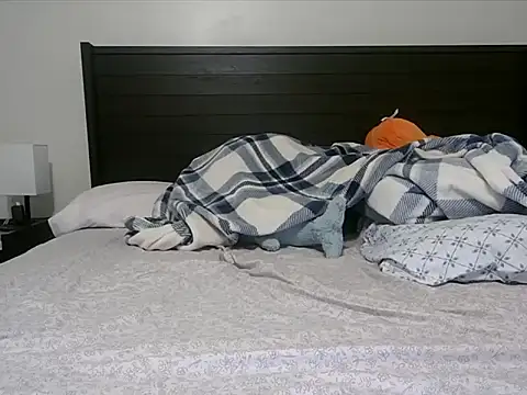 QueenLolaX online show from December 2025 05:59:02 AM