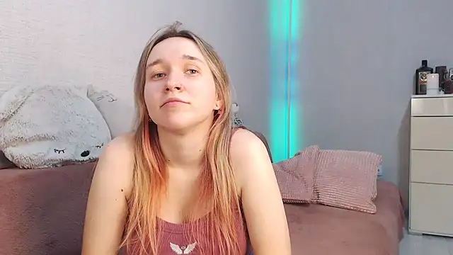 lovely hayley online show from December 2025 10:39:02 PM