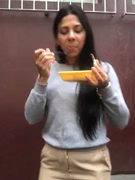 bellinii07 online show from January 2025 10:07:02 PM