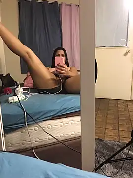 bellinii07 online show from February 2025 05:13:01 AM