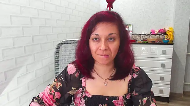 Snapshot of TeasyLana chatting on December 2024 06:01:01 AM TeasyLana online show from December 2024 06:01:01 AM