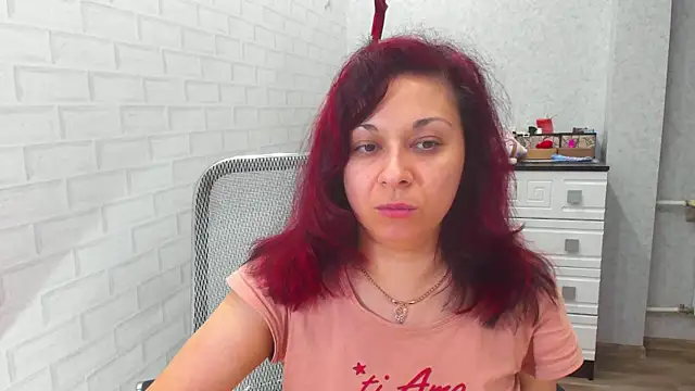 Snapshot of TeasyLana chatting on January 2025 08:13:02 AM TeasyLana online show from January 2025 08:13:02 AM