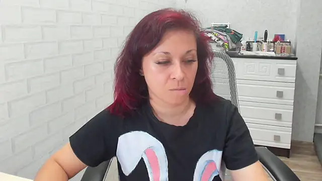 Snapshot of TeasyLana chatting on September 2025 07:46:01 PM TeasyLana online show from September 2025 07:46:01 PM