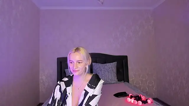 Amanda054 online show from February 2025 08:25:01 PM