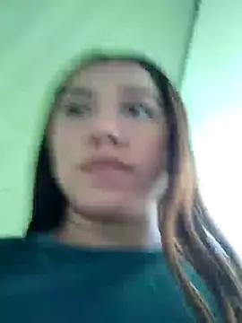 Snapshot of caro_sweett chatting on December 2024 04:21:01 PM caro sweett online show from December 2024 04:21:01 PM