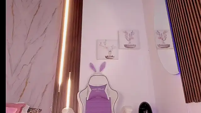 Snapshot of mia_six66 chatting on September 2025 11:32:01 AM mia six66 online show from September 2025 11:32:01 AM