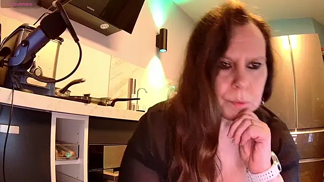 Snapshot of Endrocleia chatting on March 2025 11:25:01 PM Endrocleia online show from March 2025 11:25:01 PM